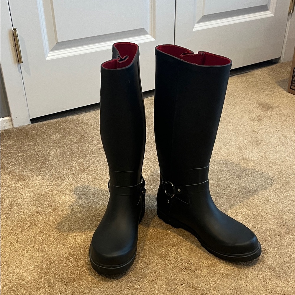 Elegant Black Women's Winter Boots